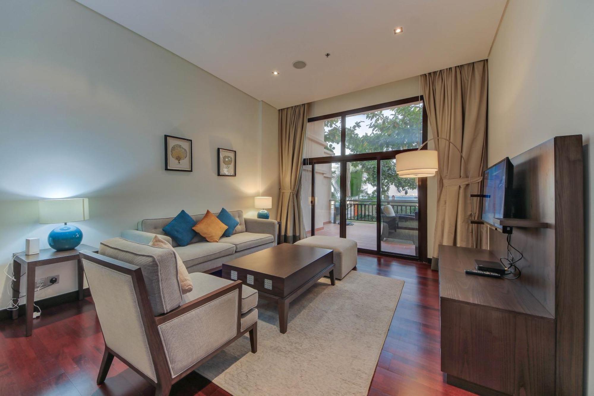Luxe Getaways Royal Amwaj Palm Jumeirah Resort Apartment Holiday Home دبي الغرفة الصورة